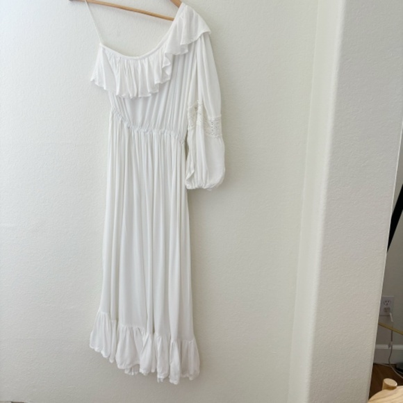 REVOLVE Jen's Pirate Booty Gray Maxi dress in White NWT Size Small - Picture 2 of 11